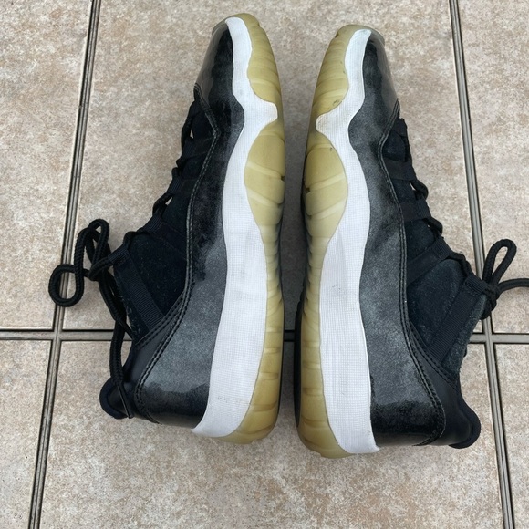 Air Jordan 11 Retro Low \'Barons\' 528895-010 main image 8
